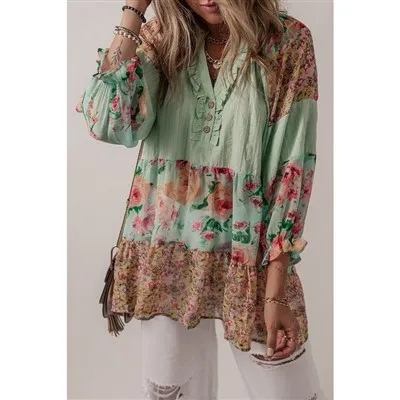 Bluze elegante la modă